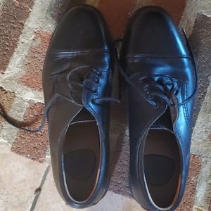 Mens Dockers leather dress shoes